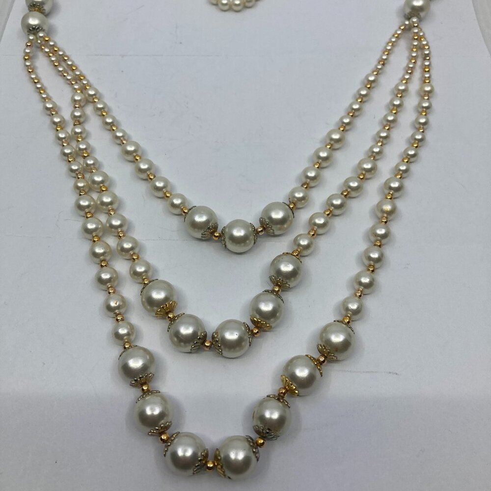 Vtg lucite faux pearl Miriam Haskell style wedding bridal  3 strands necklace